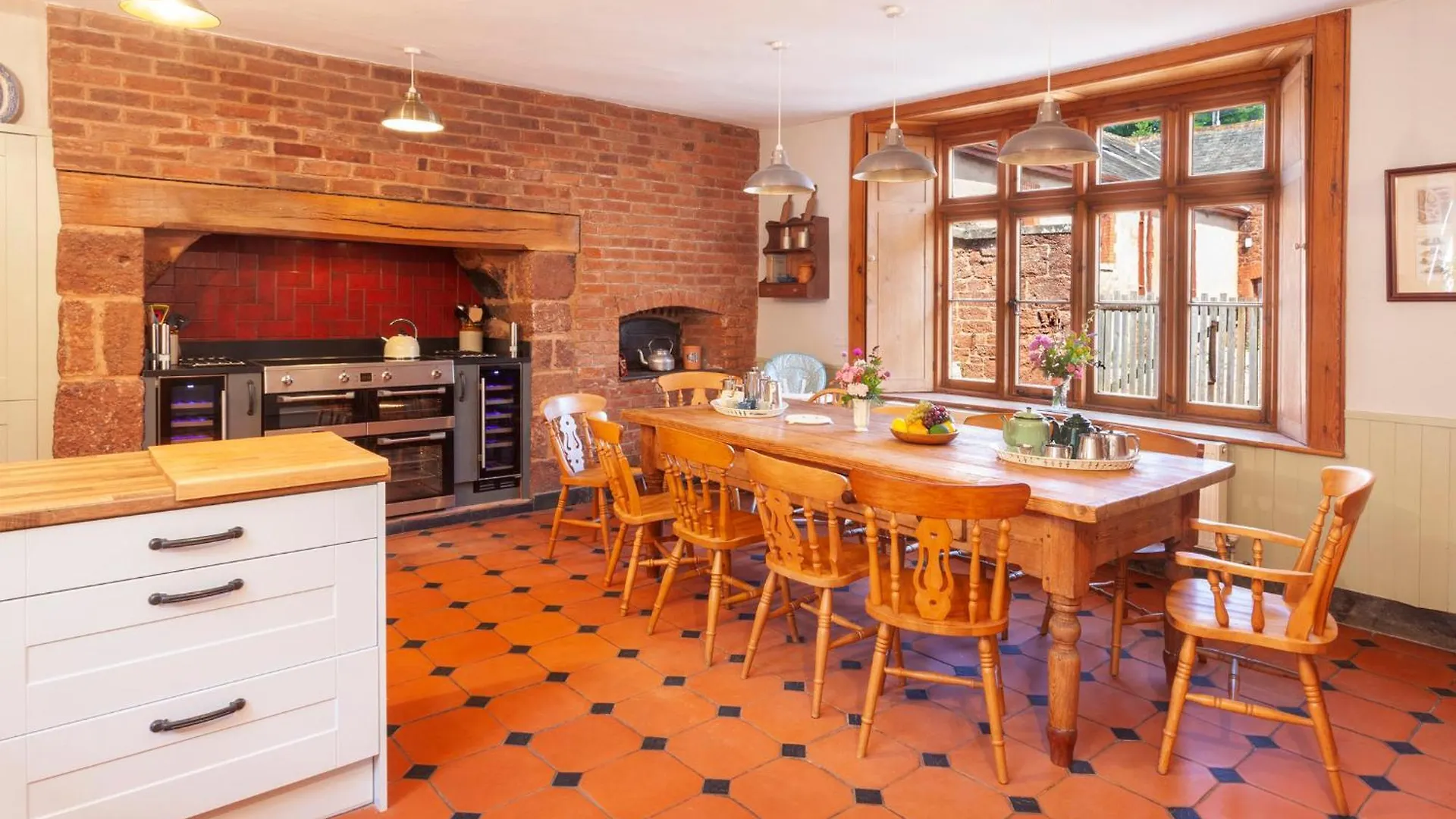 Crablake Farmhouse Exeter 0*,  United Kingdom