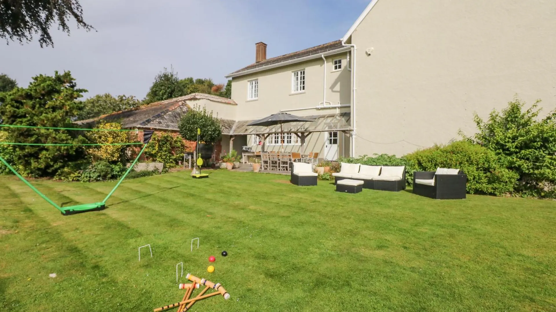 Crablake Farmhouse Exeter 0*,  United Kingdom